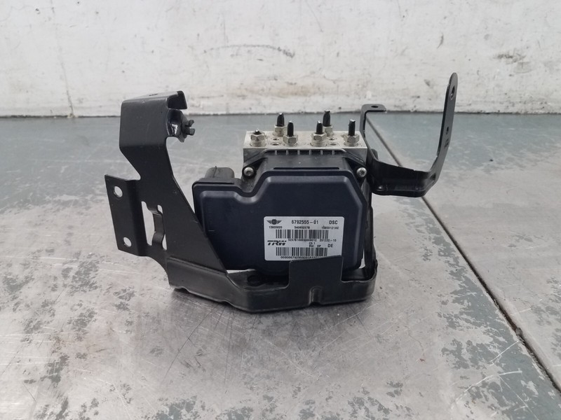 2009 Mini John Cooper Works ABS Brake Pump Module #7162 VV5
