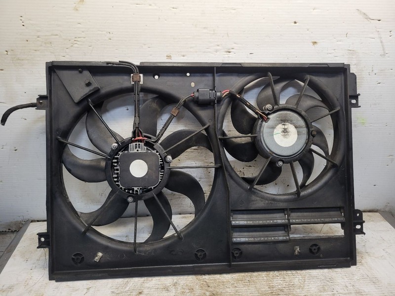 Radiator Fan Motor Fan Assembly Fits 13-17 CC 1618136