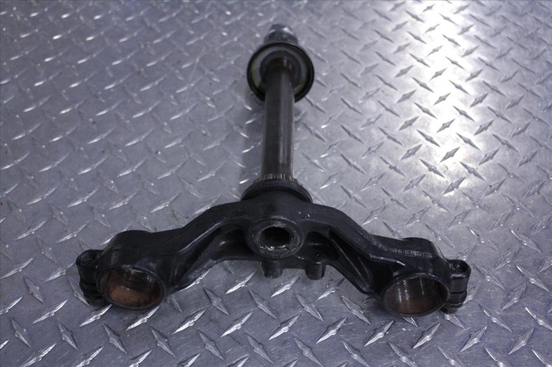 00 YAMAHA YZF 600 R LOWER TRIPLE TREE CLAMP WITH STEERING STEM YZF600 *