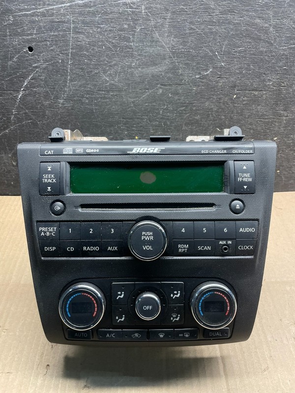 2007 to 2009 Nissan Altima Radio Cd Mp3 Player AUX Climate Control X8458 DG