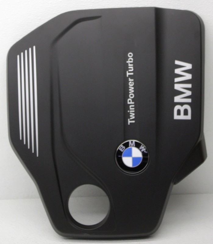 OEM BMW Engine Cover for EXPORT B47 Diesel engine, Scratches 11-14-8-514-202