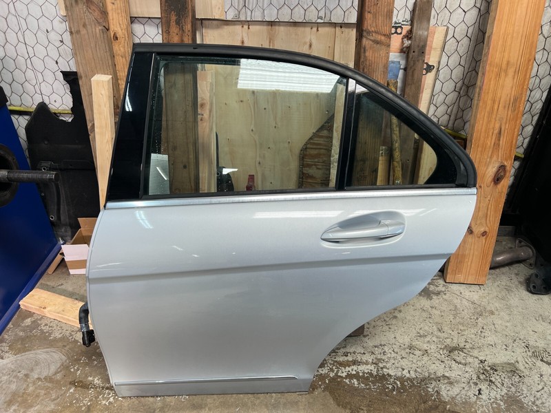 08-14 Mercedes C-class W204 sedan REAR LEFT DRIVER DOOR SHELL Gray 775 OEM
