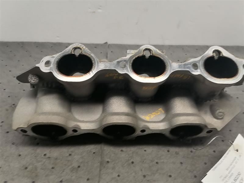 Intake Manifold Lower 3.5L 6 Cylinder Fits 07-18 ALTIMA 1162365