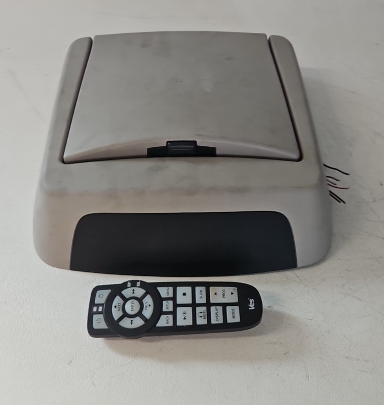 2006-2007 Jeep Commander DVD TV Entertainment Screen Overhead w/ 2 Remotes OEM