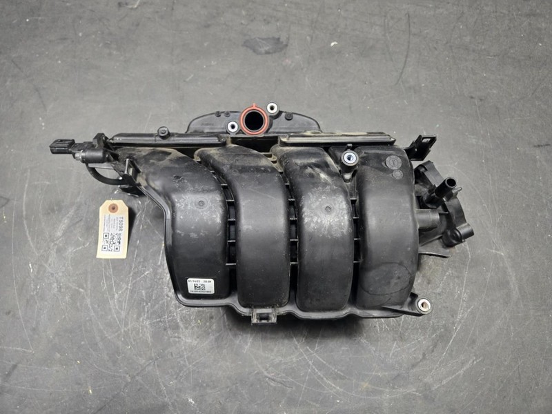 Intake Manifold 2021 Toyota RAV4 17120-F0060 2019 2020 2022 2023 2024 2025