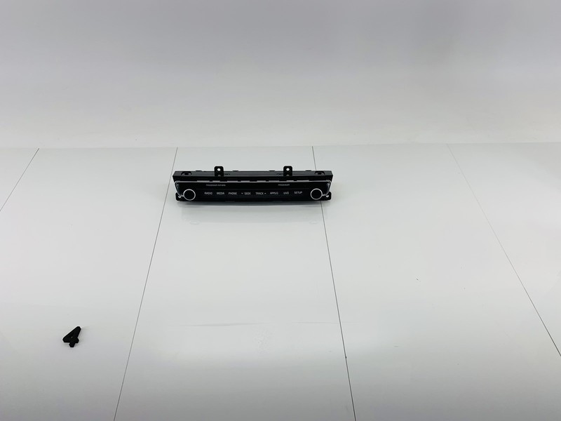 17-19 KIA OPTIMA JF CENTER DASH INSTRUMENT PANEL RADIO CONTROL SWITCH BUTTON OEM