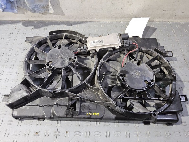 2010-2012 Lincoln MKZ Radiator Fan Motor Fan Assembly 3.5L