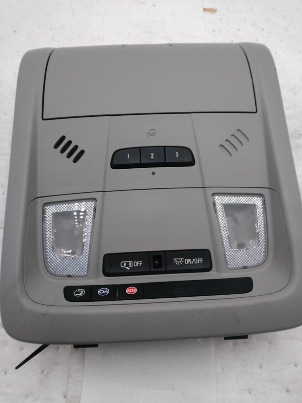 2021 Chevrolet Equinox Center Console Silver OEM 84610655 88K Miles
