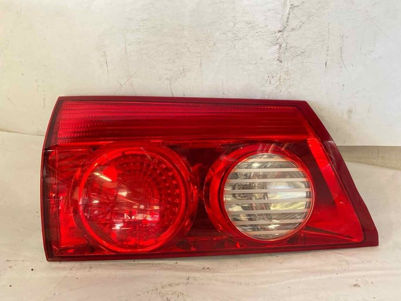 Tail Light Assembly TOYOTA SIENNA Left 06 07 08 09 10
