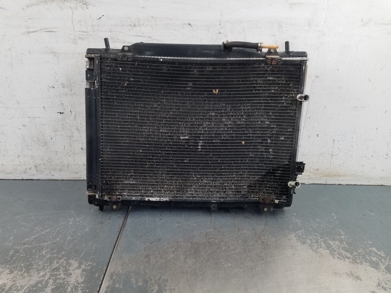 2005 Cadillac CTS-V Sedan Radiator / Condenser #6859 V6