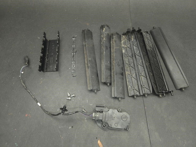 Radiator Shutter Actuator + Flaps Set 2018 Ford Focus BM51-8476-AC 2012 - 2017