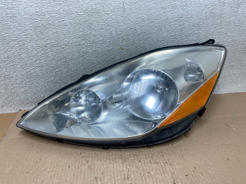 2006 to 2010 Toyota Sienna Left Driver Lh Side Headlight Halogen Z3756 DW