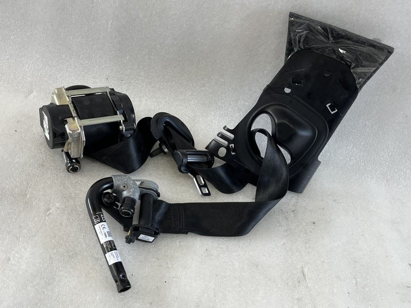 2017 JAGUAR XF XFR RIGHT PASSENGER FRONT SEAT BELT AND TENSIONER