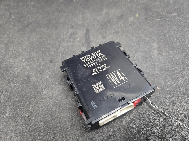 Wiper Relay Module 2021 Toyota RAV4 85940-42040 2019 2020 2022 2023 2024 2025 X