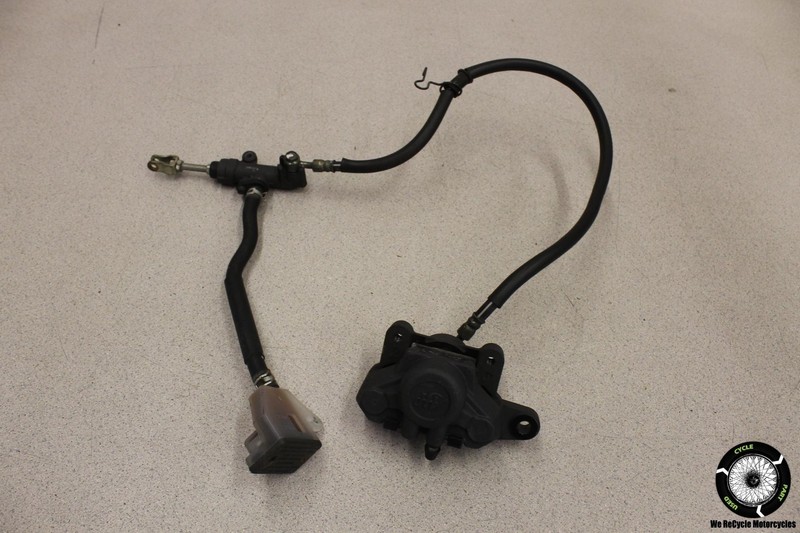 2007 Suzuki GS500F REAR BRAKE CALIPER MASTER CYLINDER RESERVOIR ASSEMBLY GS 500