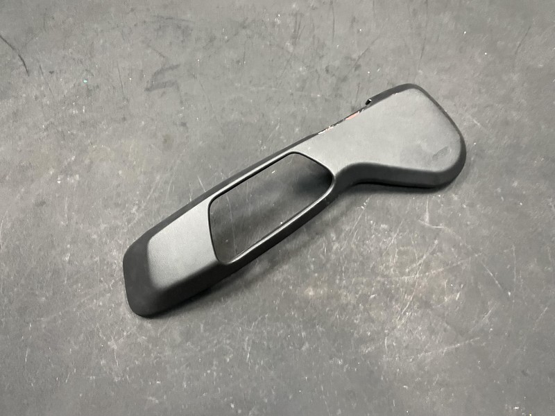 Front Right Seat Outer Side Cover 2018 BMW X1 7310854 2016 2017 2019 2020 X