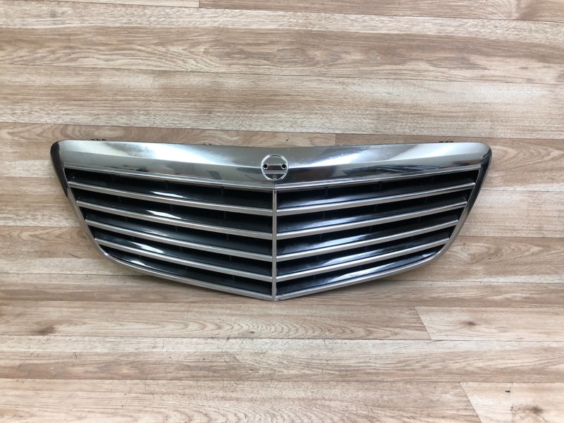 MERCEDES BENZ OEM W211 E320 E350 E550 E63 FRONT HOOD GRILLE GRILL 2007-2009 2