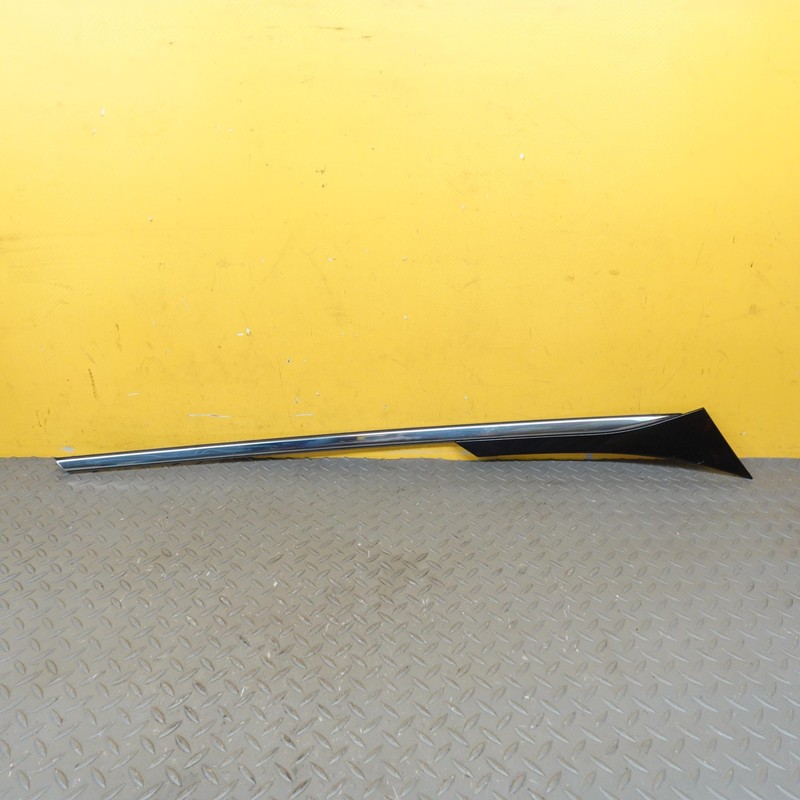 2018-2024 BUICK ENCLAVE REAR LEFT SIDE UPPER QUARTER PANEL MOLDING OEM 84370832