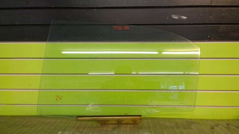 03 COROLLA CE SDN DRIVER LEFT REAR WINDOW DOOR GLASS OEM 1432-26