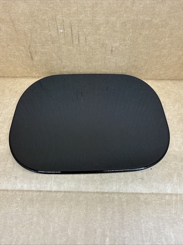 2018-2023 Chevrolet Traverse Fuel Gas Tank Filler Door Lid Cover OEM Black