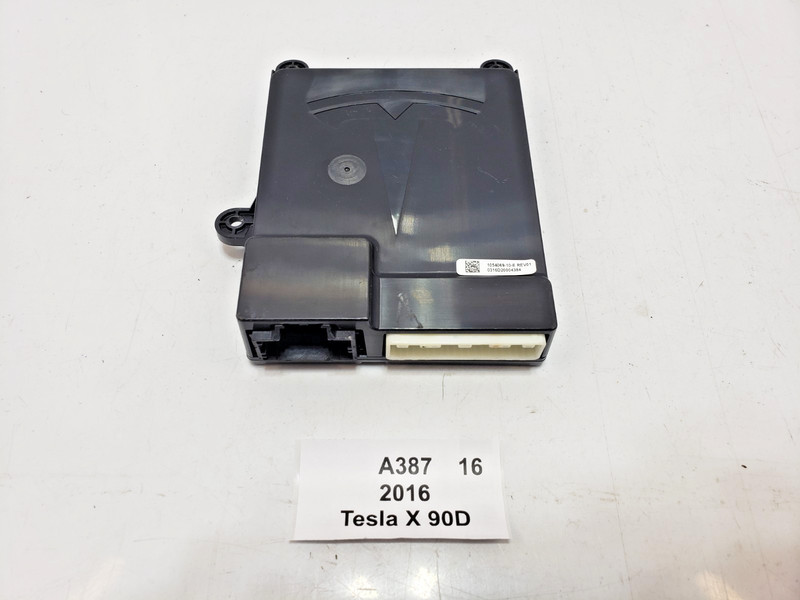 ✅ 16-23 OEM Tesla Model X Rear Right Passenger 2nd Seat Control Module Computer