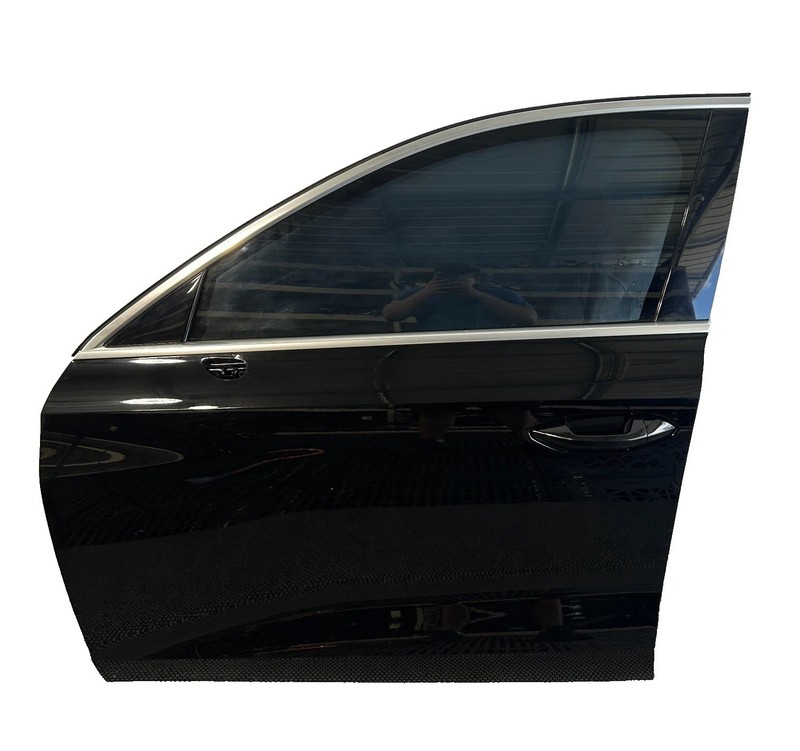 📌 2022-2026 AUDI A3 S3 RS3 FRONT LEFT DOOR SHELL PANEL W/ WINDOW GLASS OEM