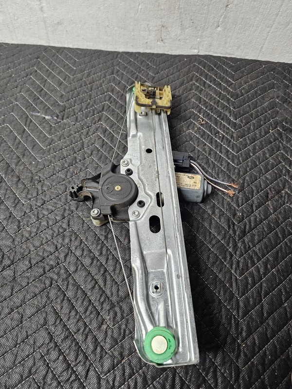 2012-2018 Ford Focus Rear Right Door Window Regulator & Motor OEM.