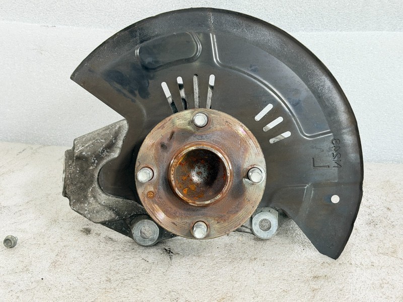 16-23 MAZDA MX-5 MIATA LHF Driver Left Front Spindle/Knuckle OEM N243-33-030