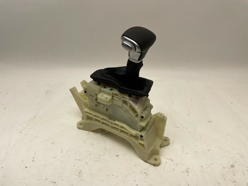 2016 KIA OPTIMA LX AUTOMATIC TRANSMISSION FLOOR SHIFT SHIFTER GEAR SELECTOR ASSY