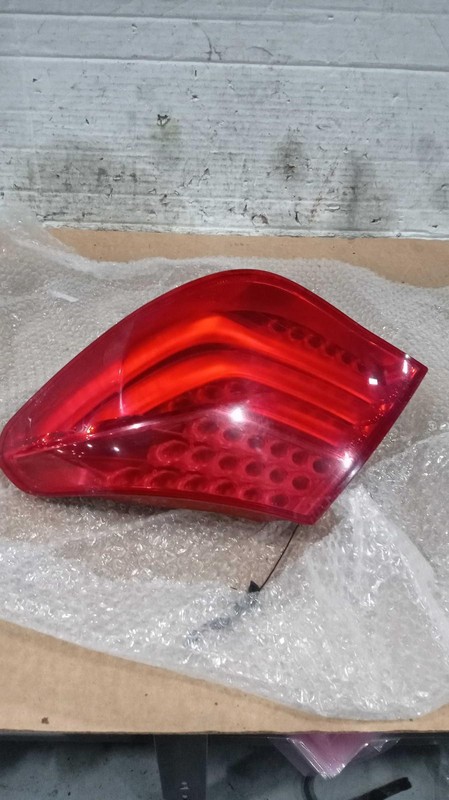 2012 BMW 750i Right Tail Light Assembly OEM 199046 Used 127K Miles
