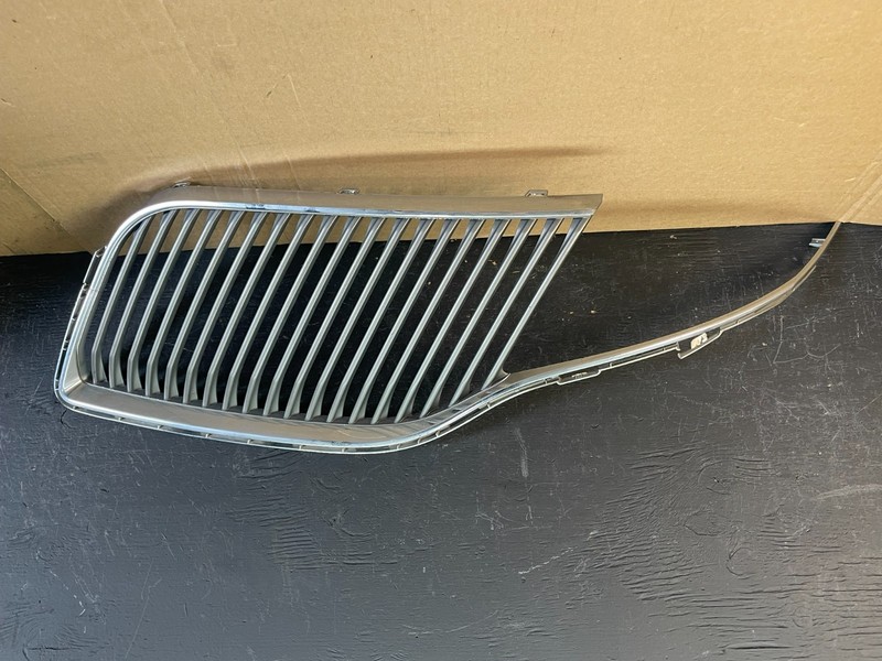 2013 to 2016 Lincoln MKT Left Driver LH Side Front Grill Grille OEM ac5030 DG