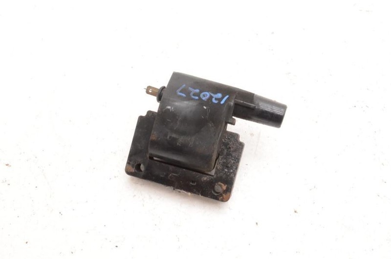1984-1987 NISSAN 300ZX Z31 3.0L 4 CYLINDER COIL ASSEMBLY