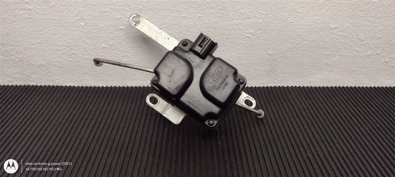 00-03 Ford E150 Van 4.2L Air Runner Control Motor 6-256 OEM XL3Z-9J559-BA