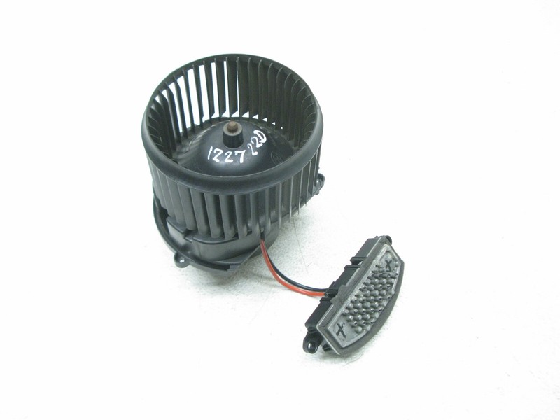 16-23 BMW F48 X1 X2 228i GC AC A/C HEATER BLOWER FAN MOTOR REGULATOR OEM 122722D
