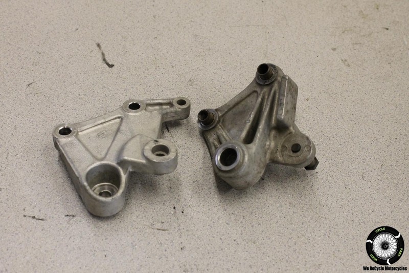 1999 Honda CBR 600 F4 Dogbone Rear Shock Mount Bracket Linkage 99