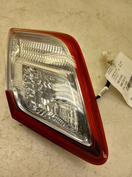 10-11 TOYOTA CAMRY HYB DRIVER SIDE REAR TAIL LIGHT ASSEMBLY