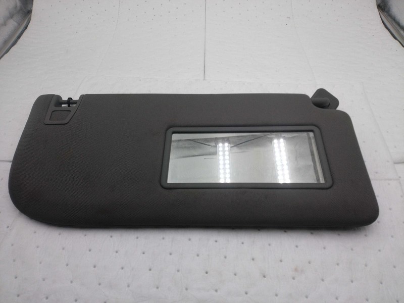 2015-2017 Ford F150 Pickup White Sun Visor Right Side OEM Part 118243