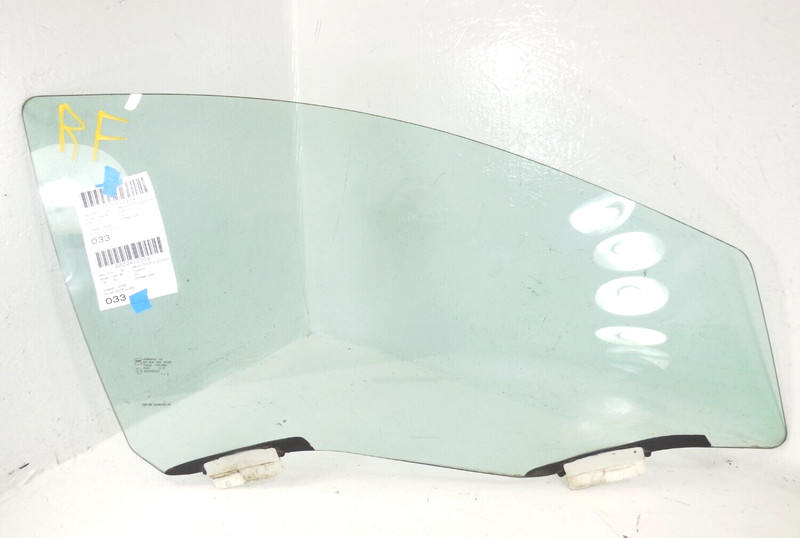 2008-2012 Chevrolet Malibu Front Door Window Glass Passenger Right RH OEM