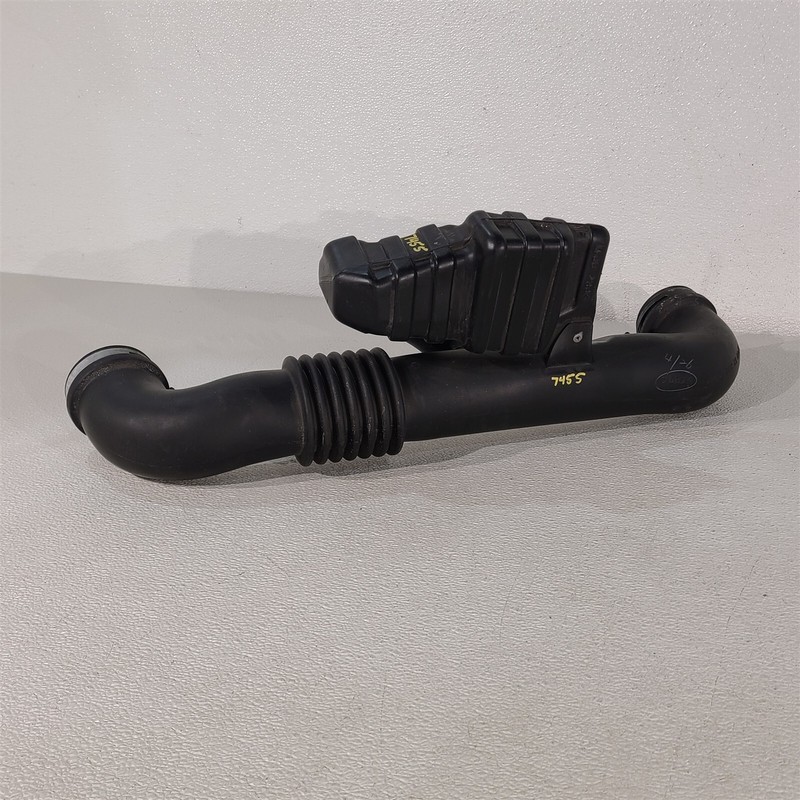 01-05 Mazda Miata Mx5 Air Cleaner Inlet Baffle Tube Aa7455