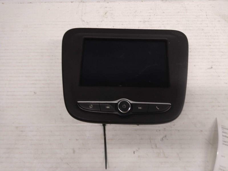 2021 Chevrolet Equinox Infotainment Display Cluster White OEM 93K Miles