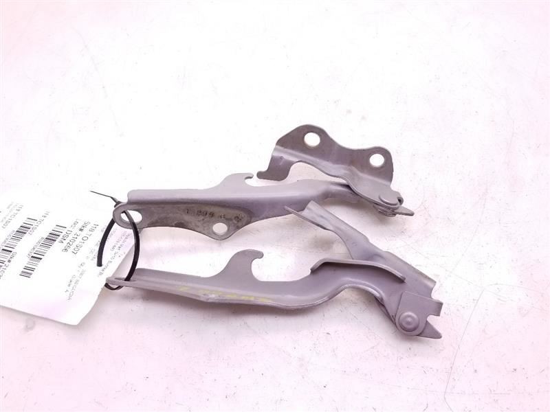 01-07 TOYOTA SEQUOIA LEFT AND RIGHT SIDES HOOD HINGES