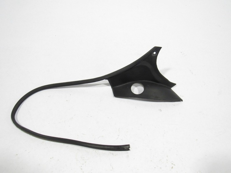 14-18 Aston Martin Vanquish 2014 Rear Right Seal Deck Edge Weather Strip :Y