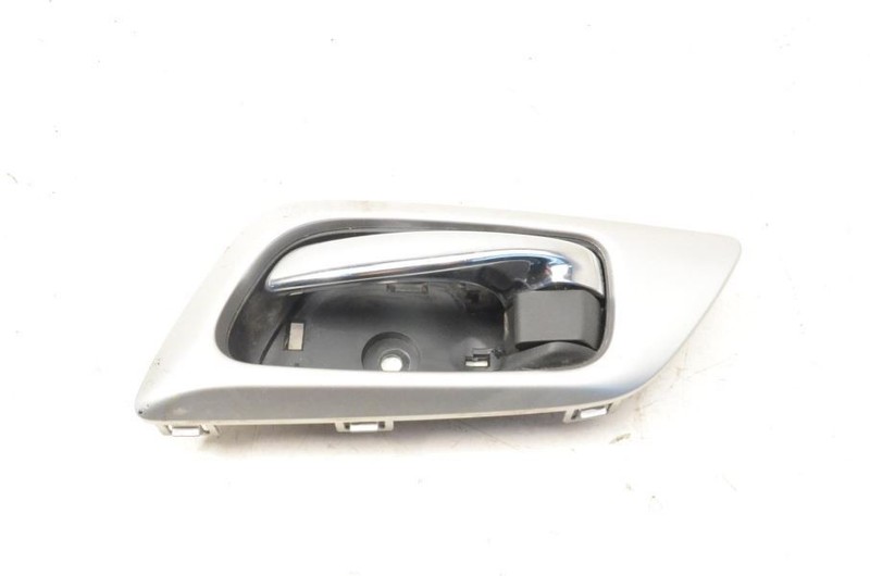 2013-2015 NISSAN PATHFINDER PLATINUM DRIVER LEFT REAR INTERIOR DOOR HANDLE
