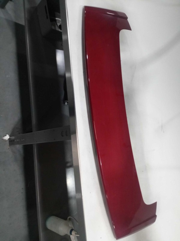 2018 Chevrolet Equinox OEM Red Spoiler 84288093 - Used, 91K Miles
