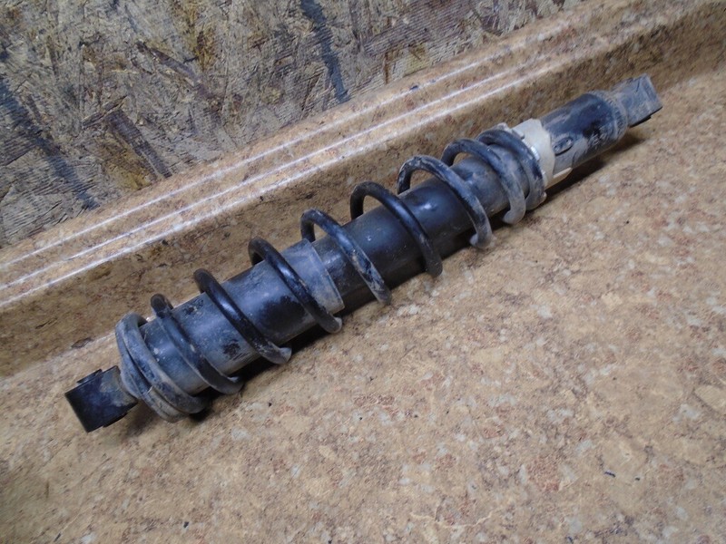 2007 Yamaha Grizzly YFM350 YFM 350 4x4 Front Shock Strut Suspension Spring 2008