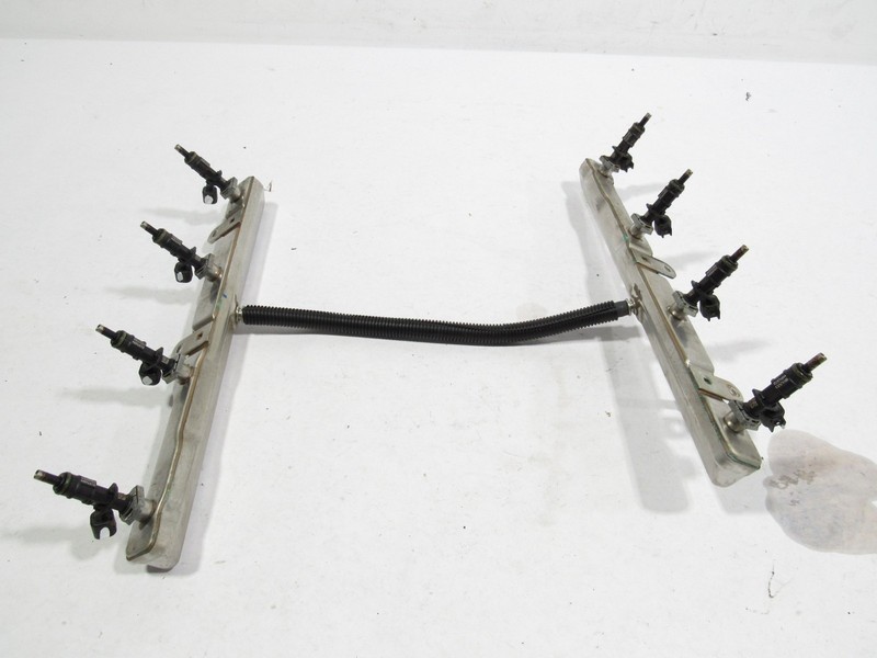 18-24 Dodge Durango R/T 2020 5.7L Engine Fuel Injector Injection Rail Assembly >