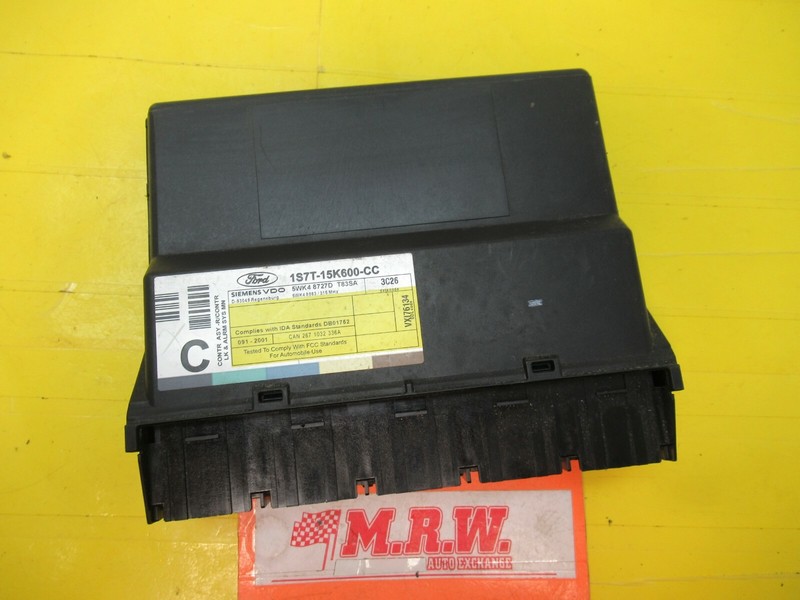 THEFT LOCKING ALARM COMPUTER ECM KEYLESS ENTRY REMOTE UNIT for 02 03 FORD FOCUS
