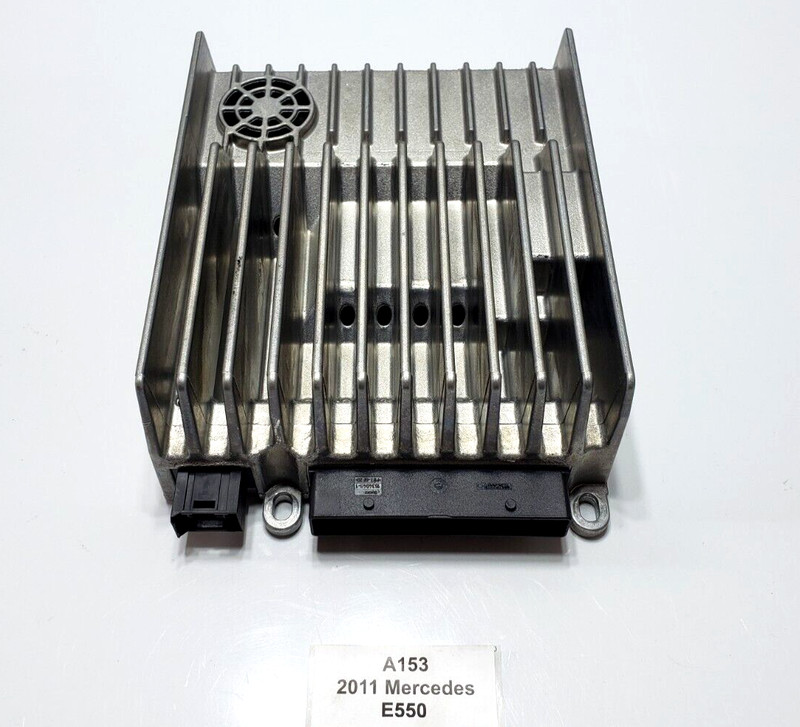 ✅ 2011-2013 OEM Mercedes A207 E550 Harman Becker Radio Sound Amplifier Unit
