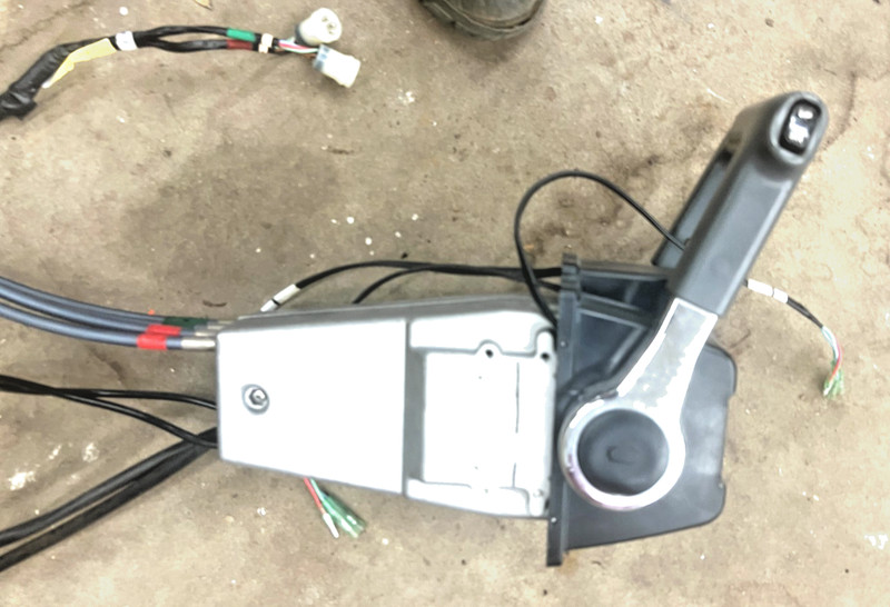 Yamaha Outboard Mechanical Dual Engine Binnacle Control & 19' OAL Control Cables