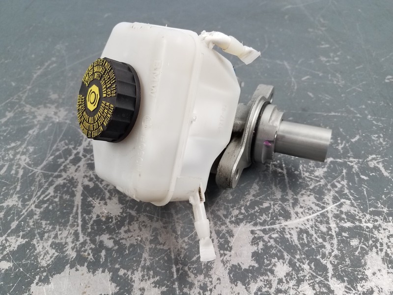 2018 BMW M2 F87 Brake Master Cylinder #2909 J3